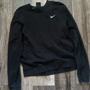 Nike crewneck size large men’s
